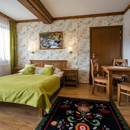 Kraina Smaku Nocleg ze śniadaniem 3*