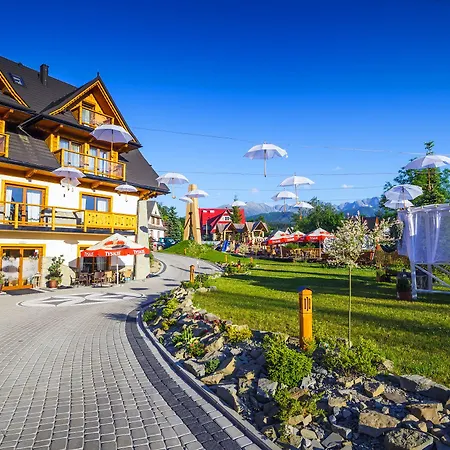 فندق مبيت وإفطار كراينا سماكو 3*