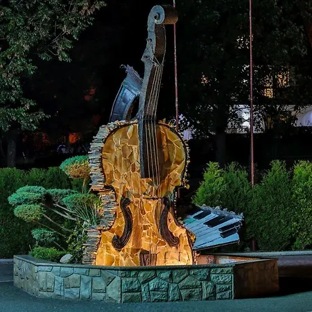 فندق مبيت وإفطار كراينا سماكو